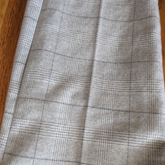 Dress pants - Picture 3 of 4